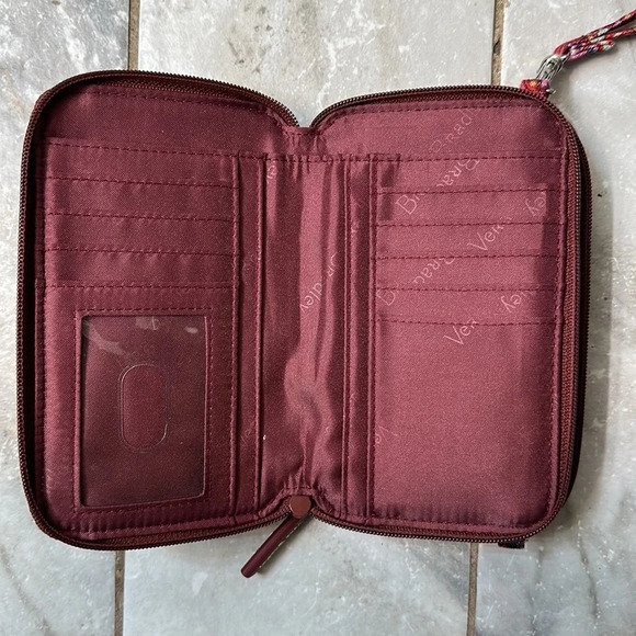 Vera‎ Bradley wristlet - Picture 9 of 16
